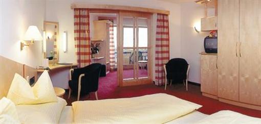 фото отеля Felsenhof Hotel Flachau