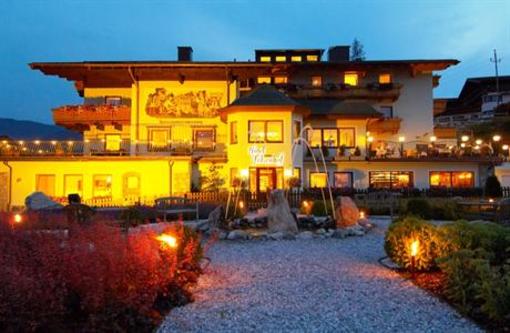 фото отеля Felsenhof Hotel Flachau