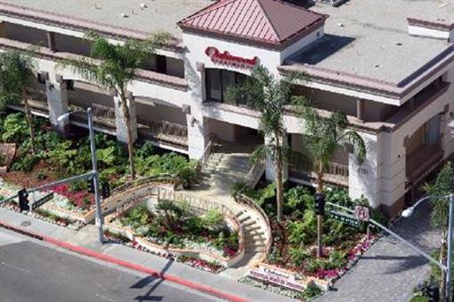 фото отеля Oakwood Apartments Marina Del Rey