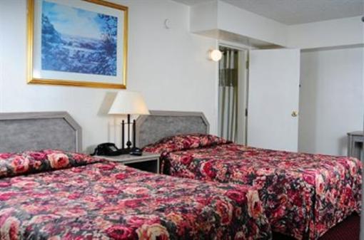 фото отеля Amber Inn