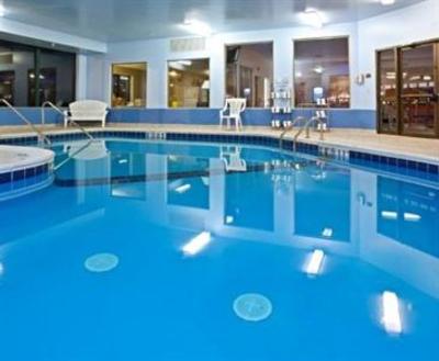 фото отеля Holiday Inn Express Hotel & Suites Pontoon Beach