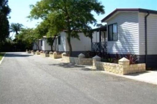 фото отеля Discovery Holiday Parks Cabins Perth
