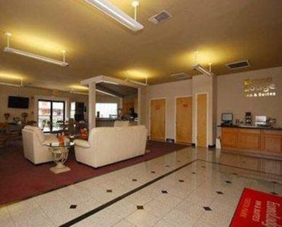 фото отеля Econo Lodge Inn & Suites Fiesta Park