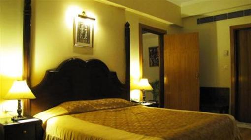 фото отеля Pacific Hotel Dehradun