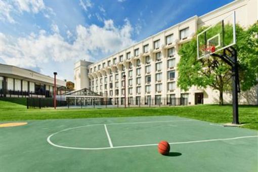 фото отеля Holiday Inn Enfield-Springfield