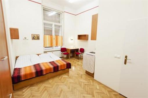 фото отеля Guest Rest Budapest Hostel