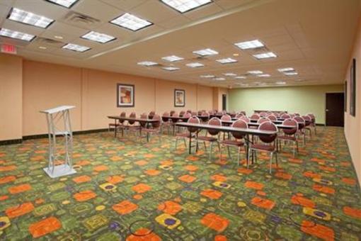 фото отеля Holiday Inn Express Hotel & Suites Clemson - Univ Area