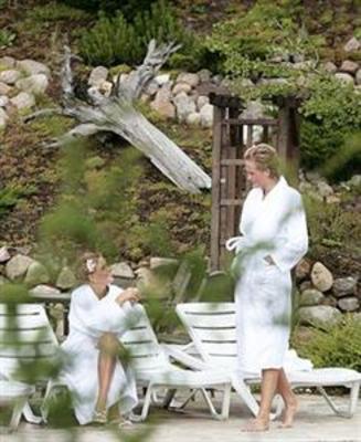 фото отеля Van Der Valk Resort Linstow
