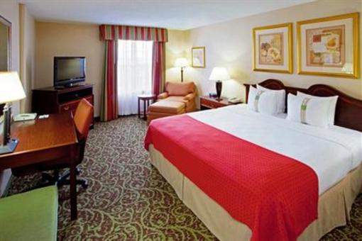 фото отеля Holiday Inn Chantilly - Dulles Expo