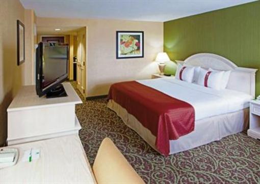 фото отеля Holiday Inn Chantilly - Dulles Expo