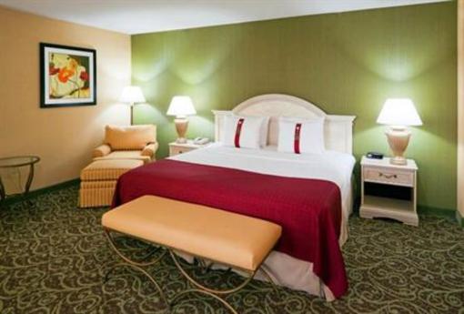 фото отеля Holiday Inn Chantilly - Dulles Expo