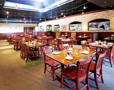 фото отеля Holiday Inn Chantilly - Dulles Expo