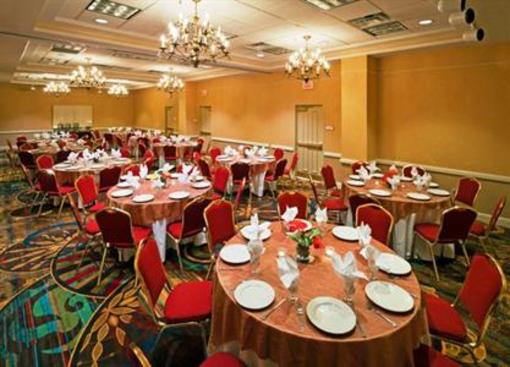 фото отеля Holiday Inn Chantilly - Dulles Expo