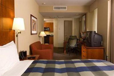 фото отеля Central Loop Hotel