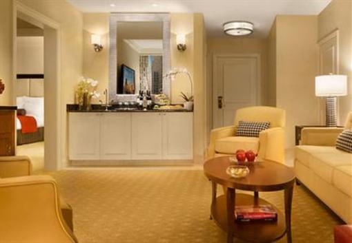 фото отеля JW Marriott Chicago
