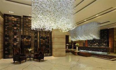 фото отеля DoubleTree By Hilton New Delhi-Noida-Mayur Vihar