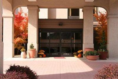 фото отеля Hampton Inn Waynesboro / Stuarts Draft