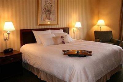 фото отеля Hampton Inn Waynesboro / Stuarts Draft