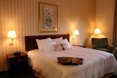 фото отеля Hampton Inn Waynesboro / Stuarts Draft