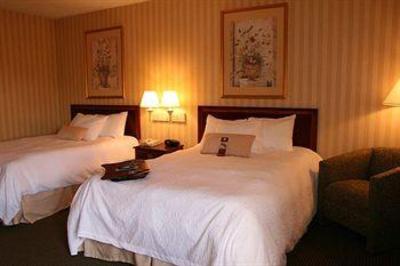 фото отеля Hampton Inn Waynesboro / Stuarts Draft