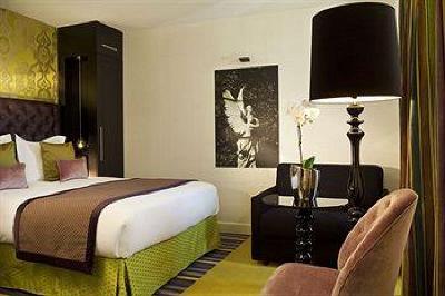 фото отеля Hotel Le Petit Paris