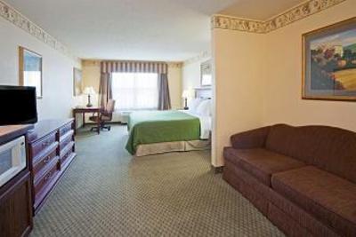 фото отеля Country Inn & Suites by Carlson _ St. Cloud East
