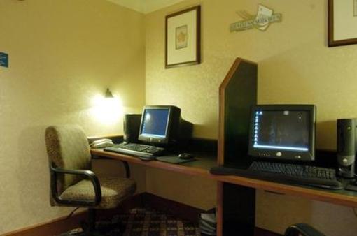 фото отеля Staybridge Suites Chicago Oakbrook Terrace