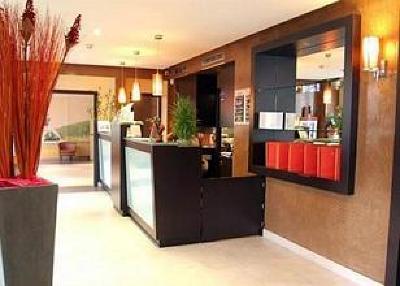 фото отеля Comfort Hotel Andre Latin