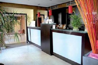 фото отеля Comfort Hotel Andre Latin