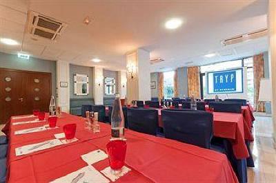 фото отеля Tryp Rey Pelayo Hotel