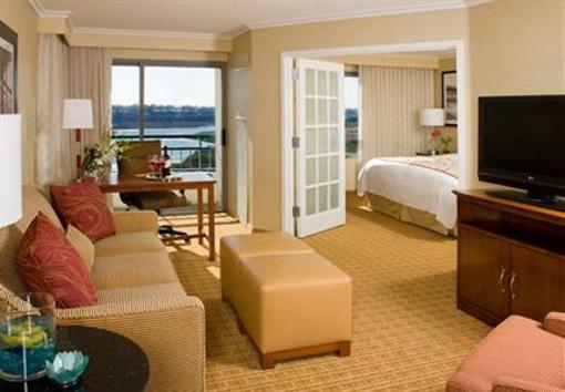 фото отеля Newport Beach Marriott Bayview