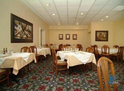 фото отеля BEST WESTERN Forest Inn