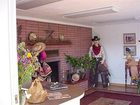 фото отеля Cowboy Country Inn