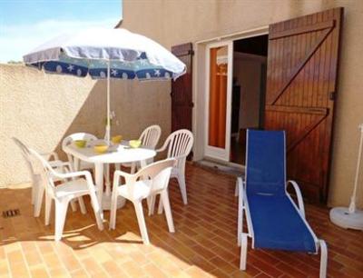 фото отеля Leucatines 3
