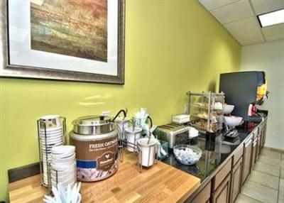фото отеля MainStay Suites Barnesville