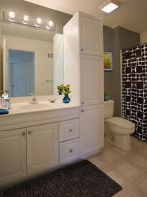 фото отеля Sunshine Suites La Jolla