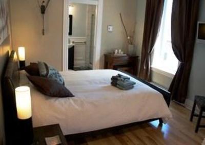 фото отеля Gîte Le Lit Au Carré