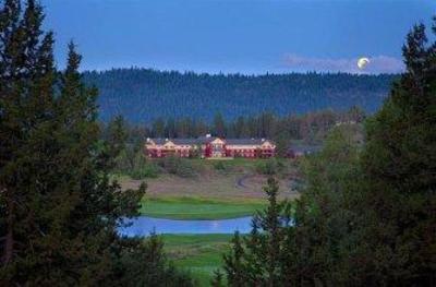 фото отеля The Lodge At Running Y Ranch