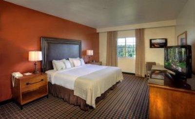 фото отеля The Lodge At Running Y Ranch