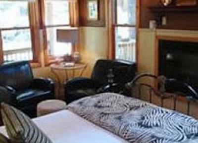 фото отеля Elliot House Bed & Breakfast