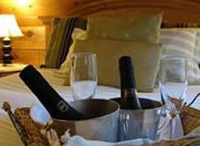 фото отеля Elliot House Bed & Breakfast