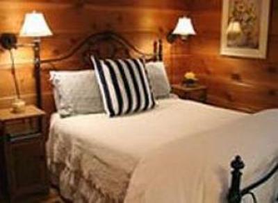 фото отеля Elliot House Bed & Breakfast