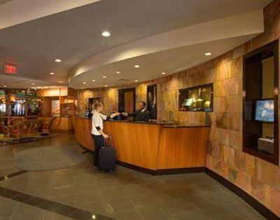фото отеля Radisson Hotel Milwaukee West