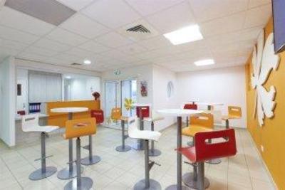 фото отеля Premiere Classe Bourg-en-Bresse - Montagnat