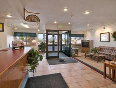 фото отеля Super 8 Montpelier