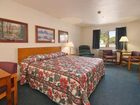 фото отеля Super 8 Montpelier