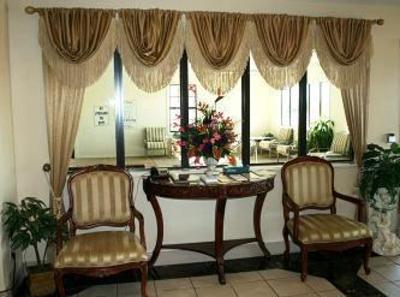 фото отеля Best Express Inn & Suites