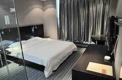 фото отеля Super 8 Hotel Yinchuan Qirong Qing He Bei Jie
