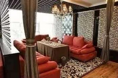 фото отеля Super 8 Hotel Yinchuan Qirong Qing He Bei Jie