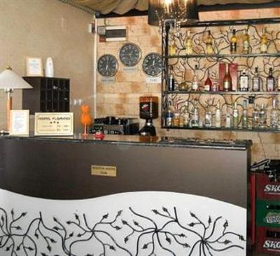 фото отеля Flamingo Hostel Pitesti